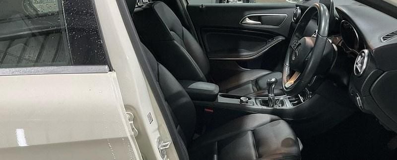 Used Mercedes A180 2018 Cirrus white Hatchback