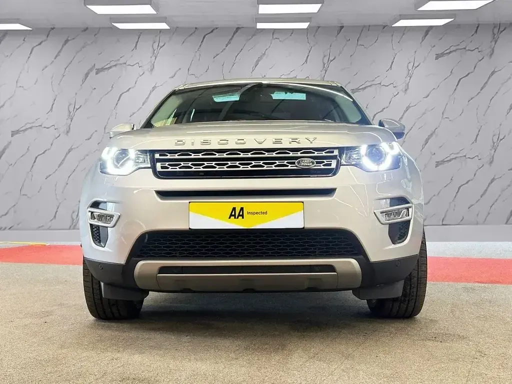 Used Land Rover Discovery Sport HSE Luxury 240 HP (176 kW) 2018 Silver SUV