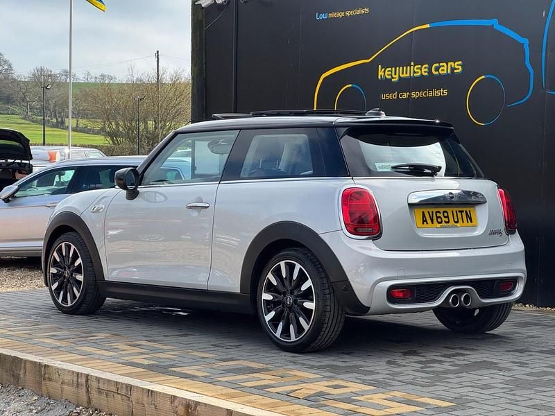 Used Mini Cooper S Exclusive 2019 Silver Hatchback