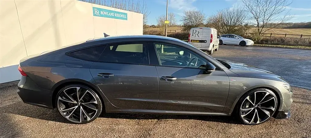 Used Audi A7 Sportback S-Line 231 HP (169 kW) 2019 Grey Hatchback
