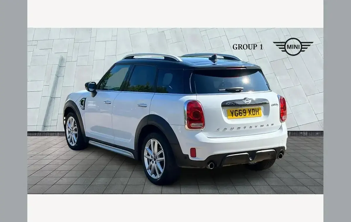 Used Mini Cooper S Countryman Sport 192 HP (141 kW) 2019 White SUV