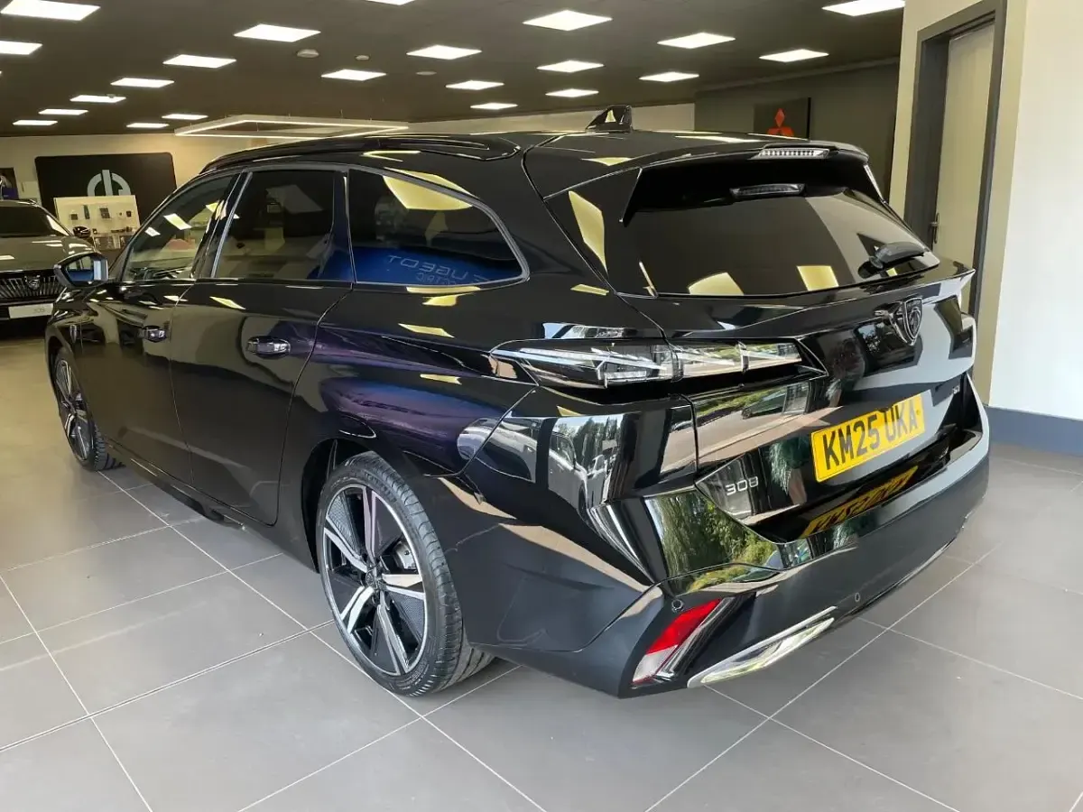 Used Peugeot 308 SW GT 134 HP (98 kW) 2025 Black Estate