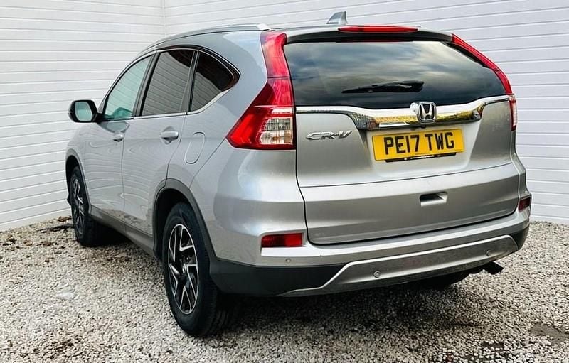 Used Honda CR-V SE Plus 155 HP (114 kW) 2017 Silver SUV