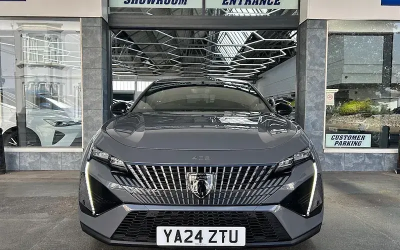 Used Peugeot 408 GTi 131 HP (96 kW) 2024 Grey SUV