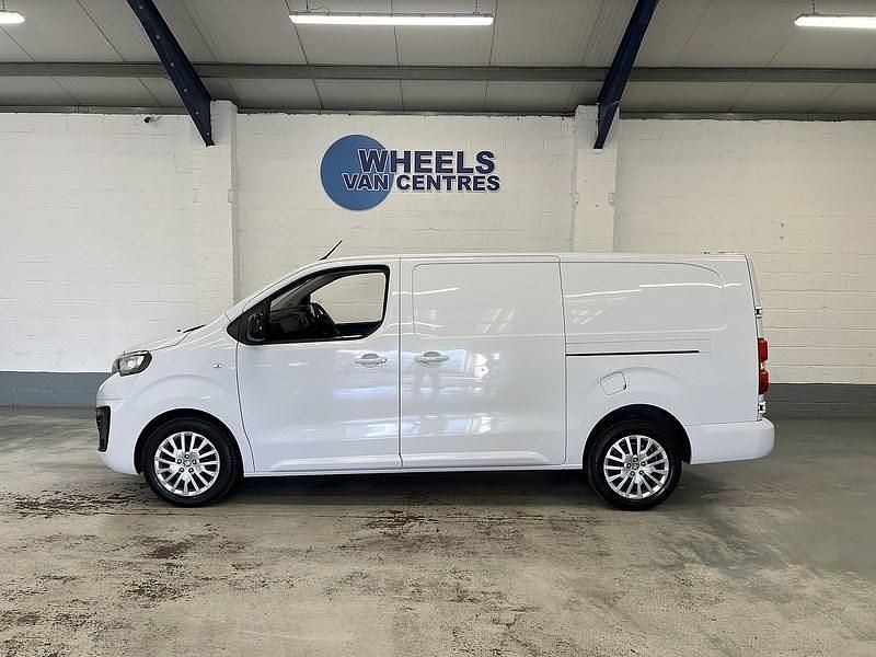 Used Peugeot Expert Premium 2023 White Van