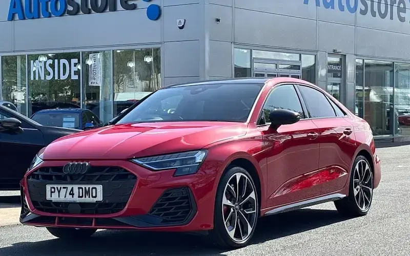 Usado Audi S3 Black Edition 333 HP (244 kW) 2025 Sedan