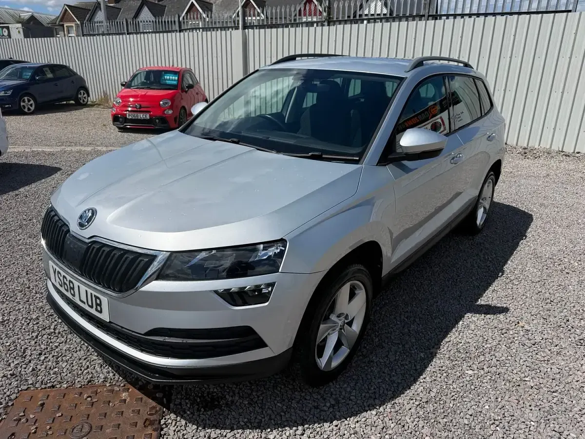 Used Skoda Karoq SE 116 HP (85 kW) 2018 Silver SUV