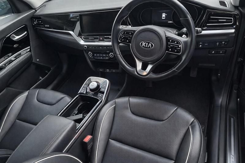 Used Kia Niro 150 kW (204 HP) 2020 Grey SUV