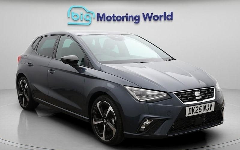 Used Seat Ibiza FR Sport 116 HP (85 kW) 2025 Grey Hatchback