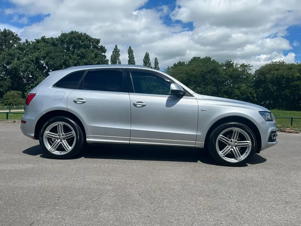 Used Audi Q5 S-Line 2011 Silver SUV