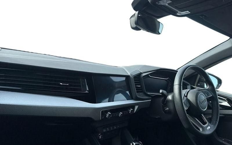 Used Audi A1 Sportback S-Line 150 HP (110 kW) 2025 Hatchback