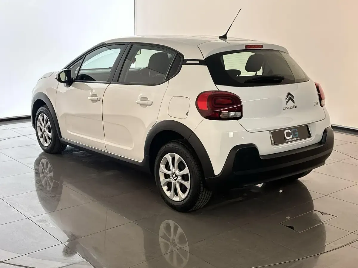 Used Citroën C3 PureTech 82 HP (60 kW) 2023 White Hatchback