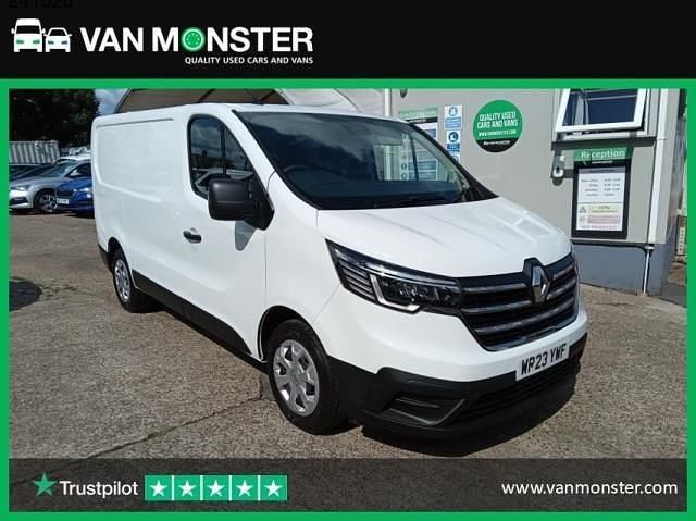 White Used 2023 Renault Trafic Business Van | £15,499 (Fair price) - Image 1/4