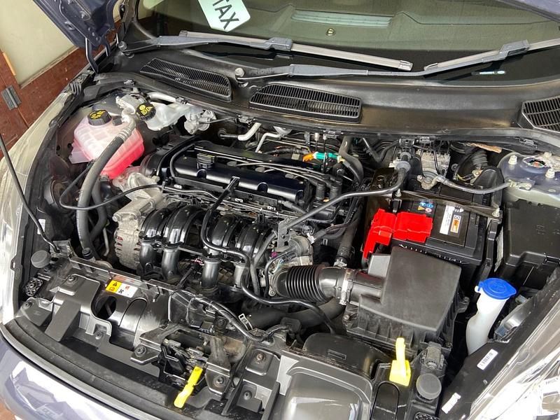 Used Ford Fiesta Zetec 2014 Grey Hatchback