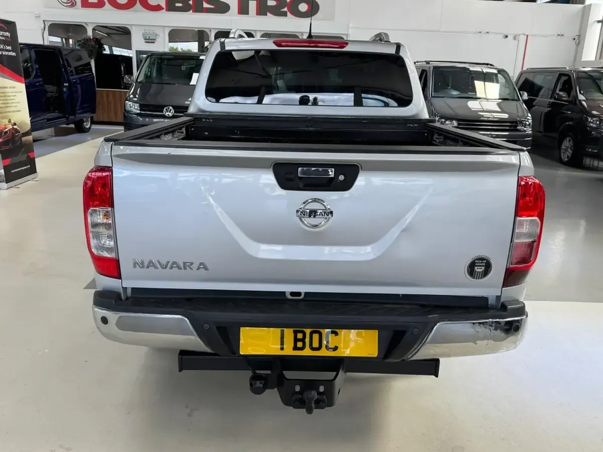 Used Nissan Navara Tekna 2018 Silver Pickup