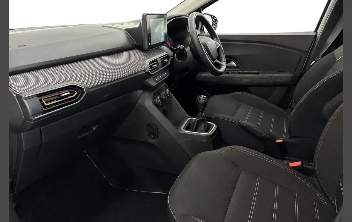Used Dacia Sandero Expression 99 HP (72 kW) 2024 White Hatchback
