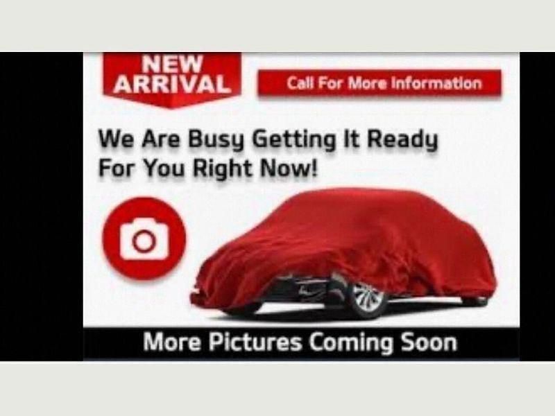 Used Toyota Auris Hybrid 2014 Red Hatchback
