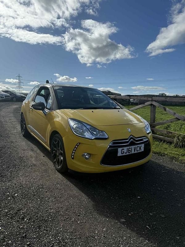 Yellow Used 2011 Citroën DS3 Hatchback | £1,495 (Fair price) - Image 1/4