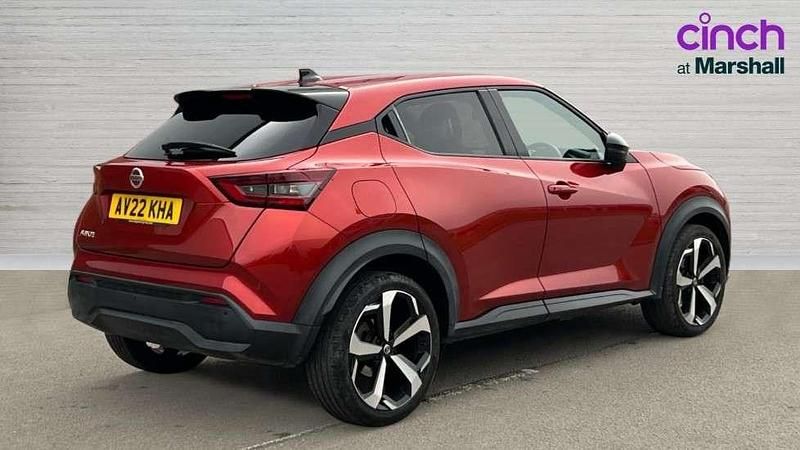 Used Nissan Juke Tekna 114 HP (83 kW) 2022 Red SUV