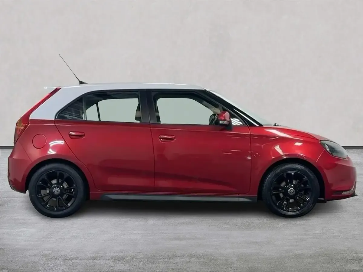 Used MG MG3 2018 Red Hatchback