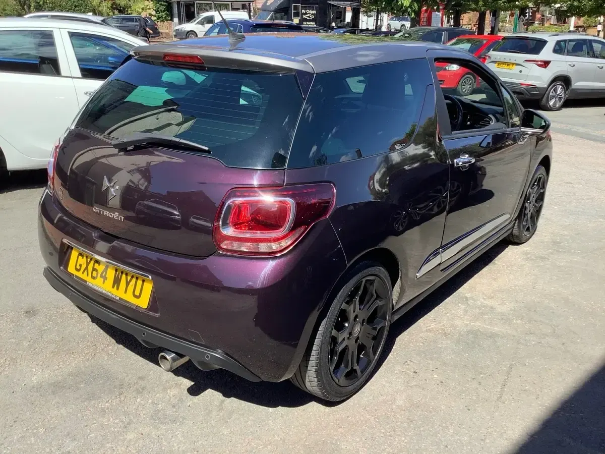 Used Citroën DS3 120 HP (88 kW) 2014 Mauve/purple Hatchback