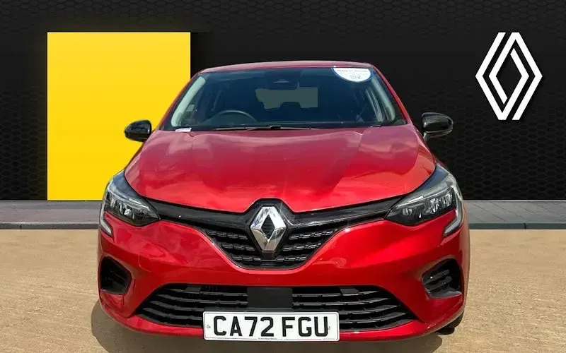 Used Renault Clio Evolution 90 HP (66 kW) 2022 Red Hatchback
