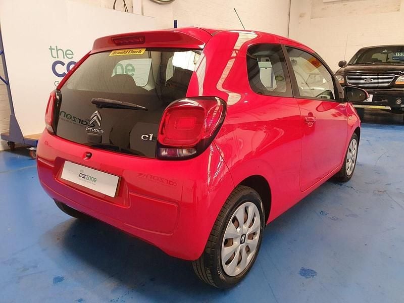 Usado Citroën C1 Feel 68 HP (50 kW) 2016 Vermelho Citadino