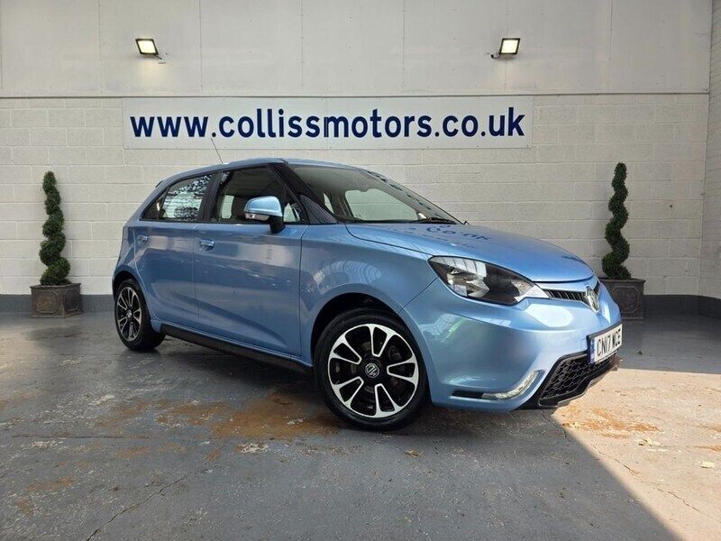 Blue Used 2017 MG MG3 Hatchback | £5,995 (Fair price) - Image 1/4