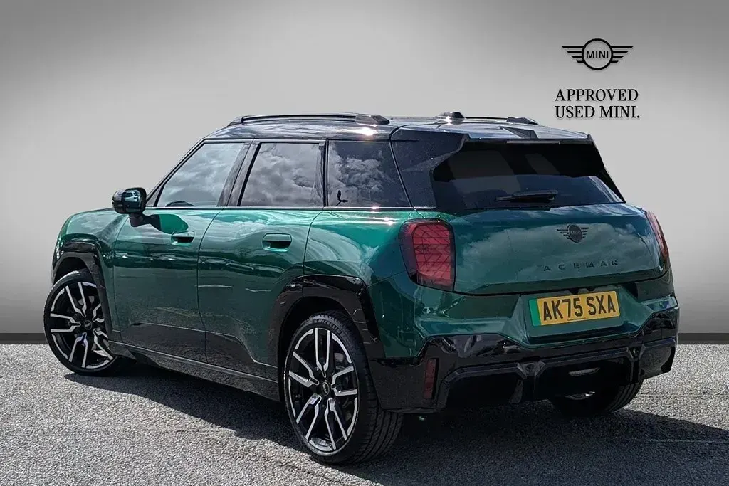Used Mini Aceman Level 1 133 kW (181 HP) 2025 Green SUV
