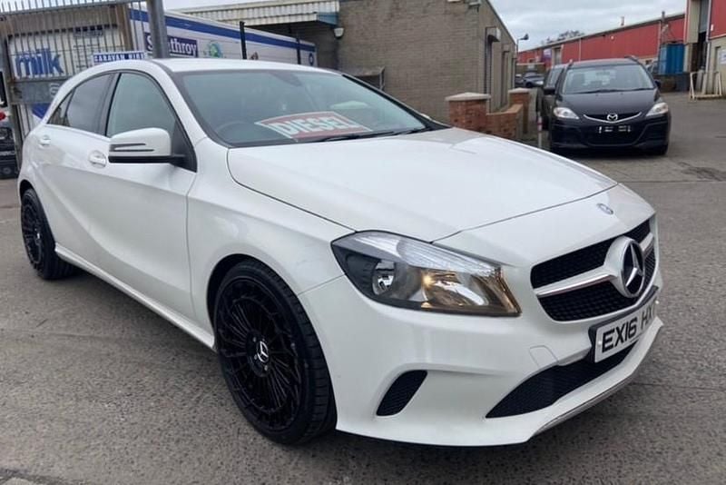 Used Mercedes A180 SE 2016 White Hatchback