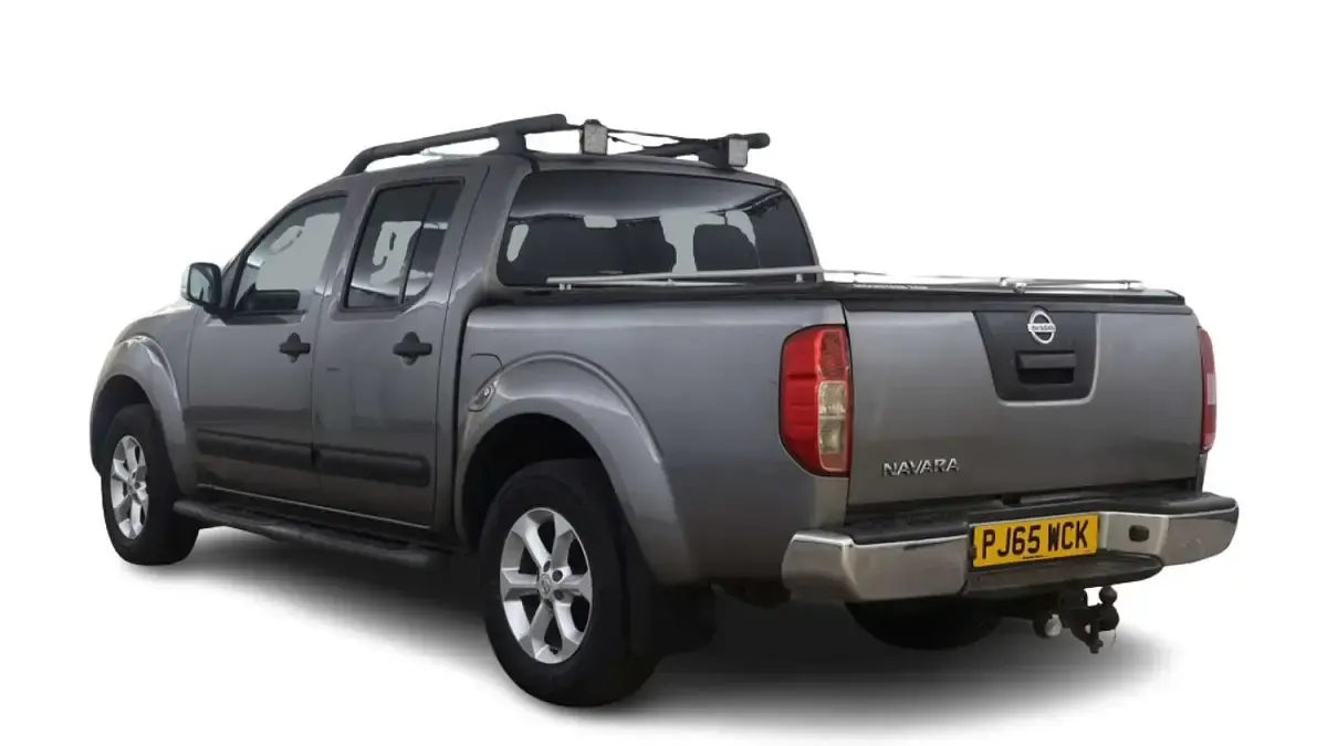 Used Nissan Navara Tekna 2015 Grey Pickup