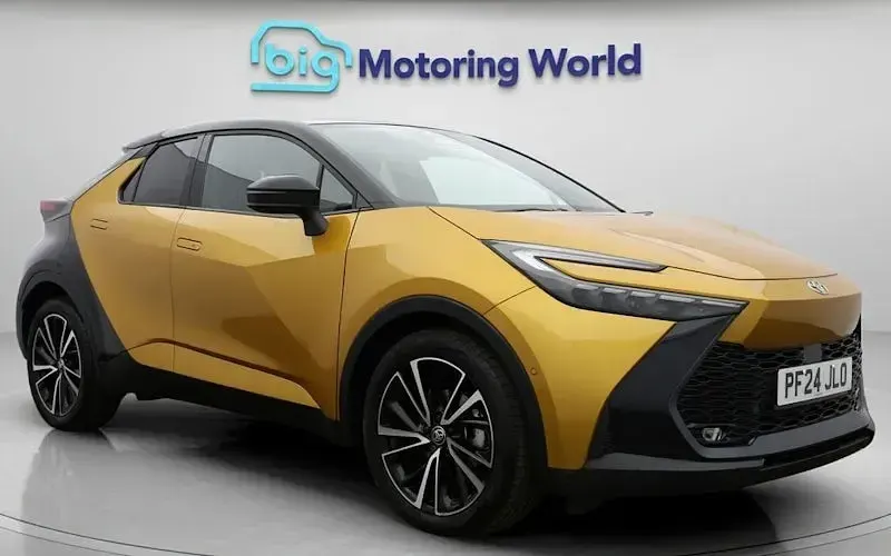 Second-hand Toyota C-HR Edition 197 CP (144 kW) 2024 SUV
