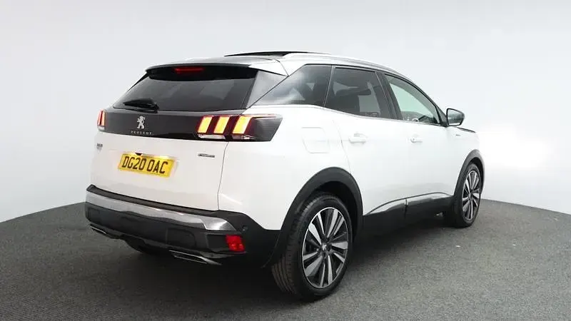 Used Peugeot 3008 Premium 129 HP (94 kW) 2020 White SUV