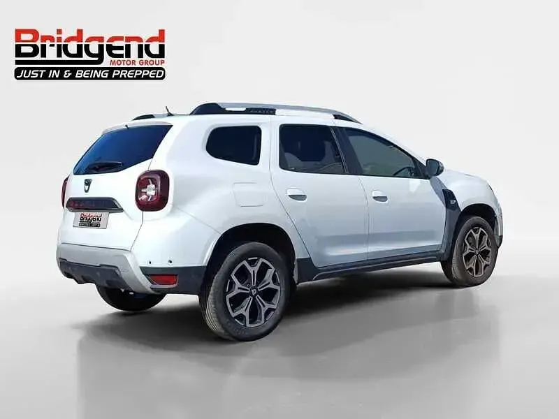 Used Dacia Duster Prestige 128 HP (94 kW) 2020 White SUV