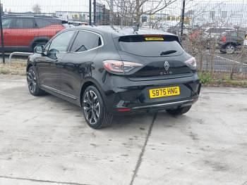 New Renault Clio V Techno 143 HP (105 kW) 2025 Metallic  diamond black Hatchback