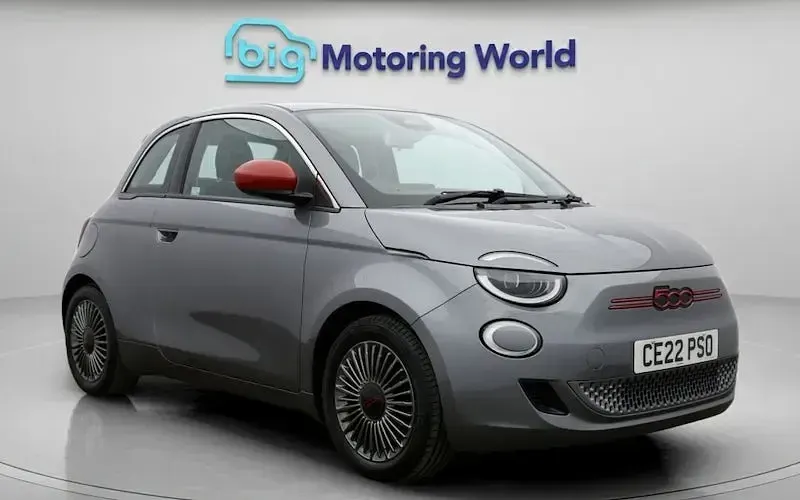 Used Fiat 500e Red 86 kW (118 HP) 2026 Hatchback
