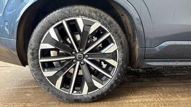 Used Volvo XC90 Ultra 247 HP (181 kW) 2025 Blue SUV