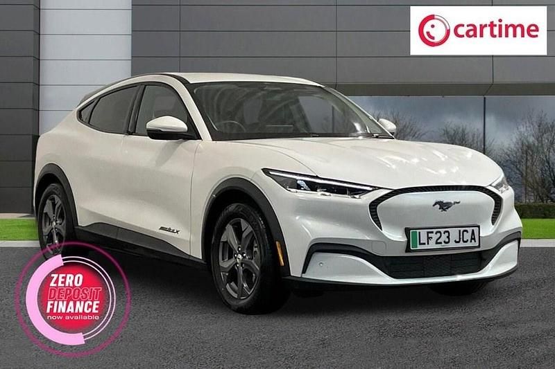 Begagnad Ford Mustang Extended Range 294 HK (216 kW) 2023 Vit SUV