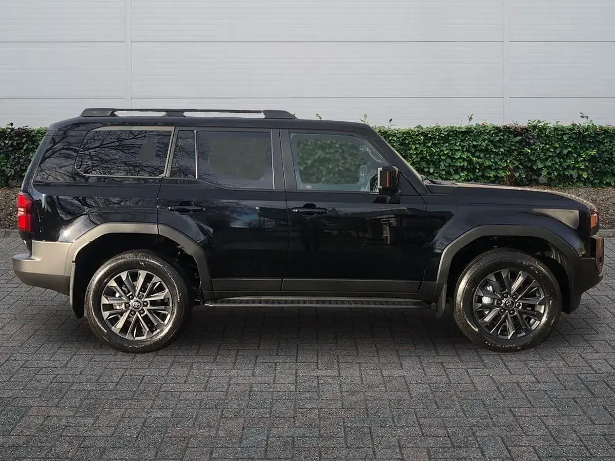 Used Toyota Land Cruiser 2025 Black MPV