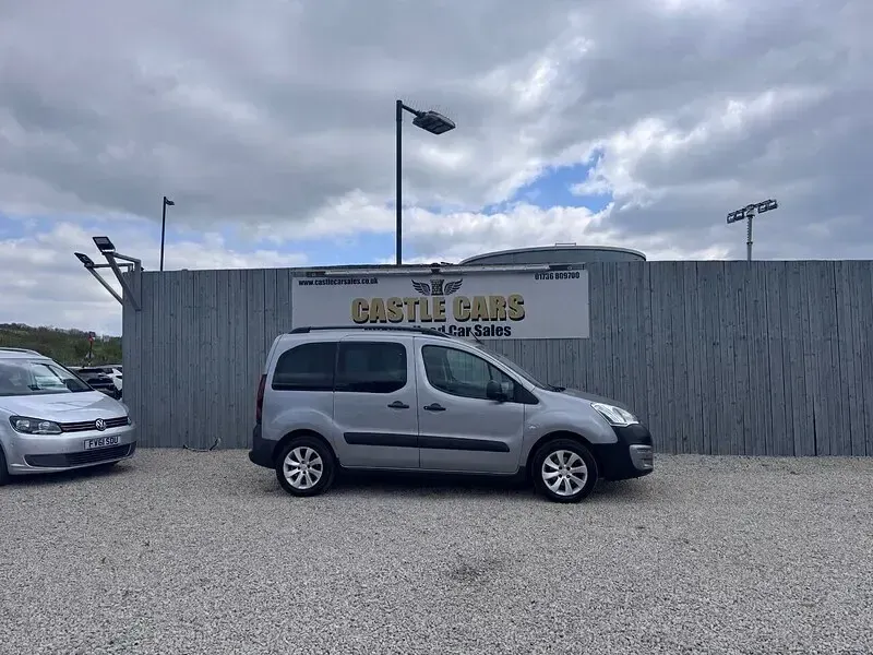 Used Peugeot Partner Tepee Outdoor 2018 Grey MPV