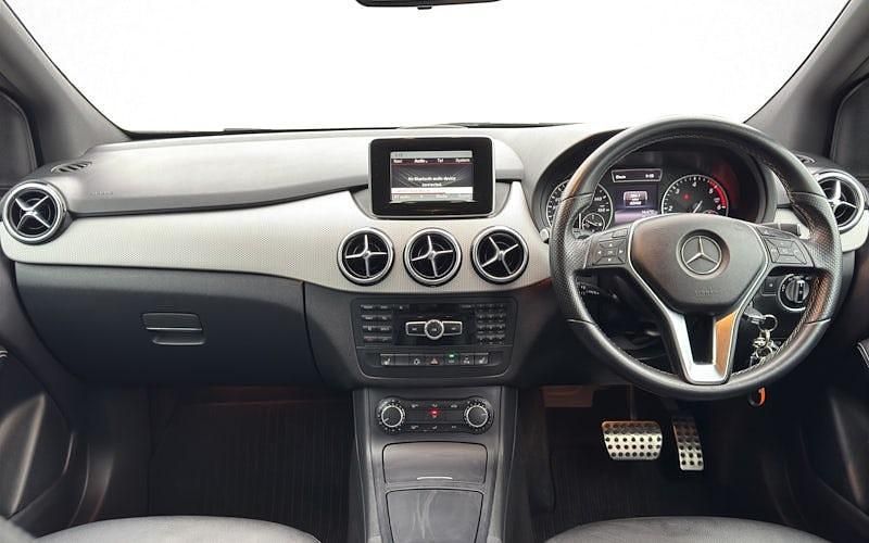 Used Mercedes B220 170 HP (125 kW) 2013 MPV