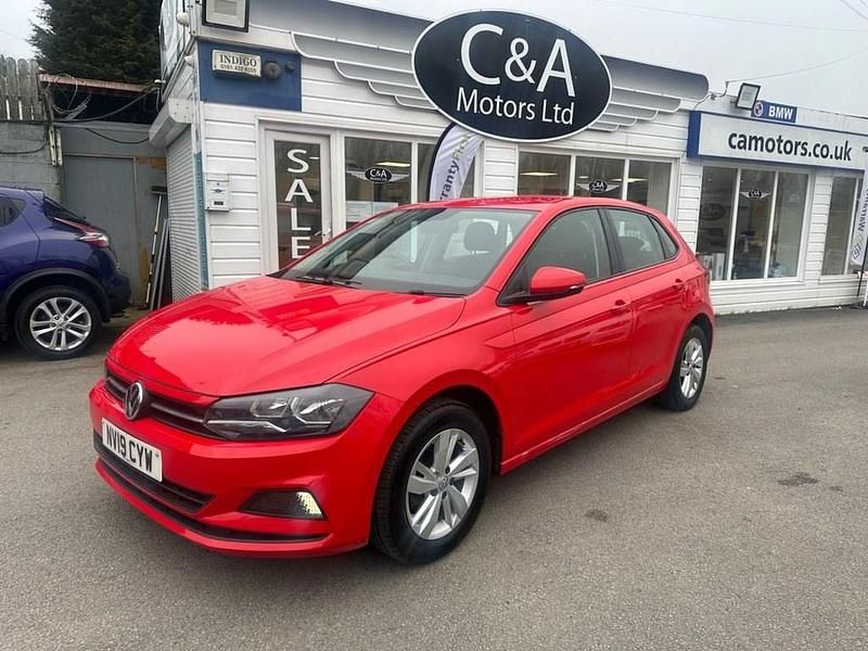 Used VW Polo Edition 95 HP (69 kW) 2019 Red Hatchback