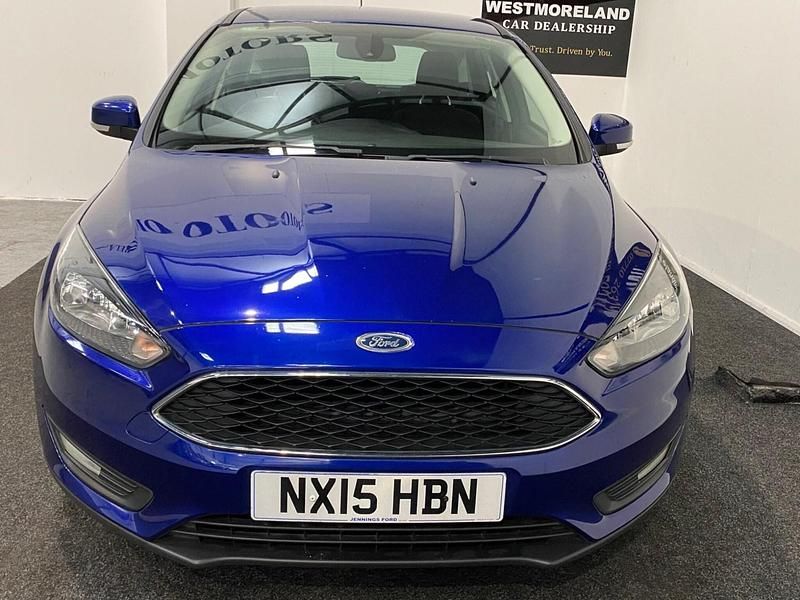 Used Ford Focus Zetec 2015 Blue Hatchback