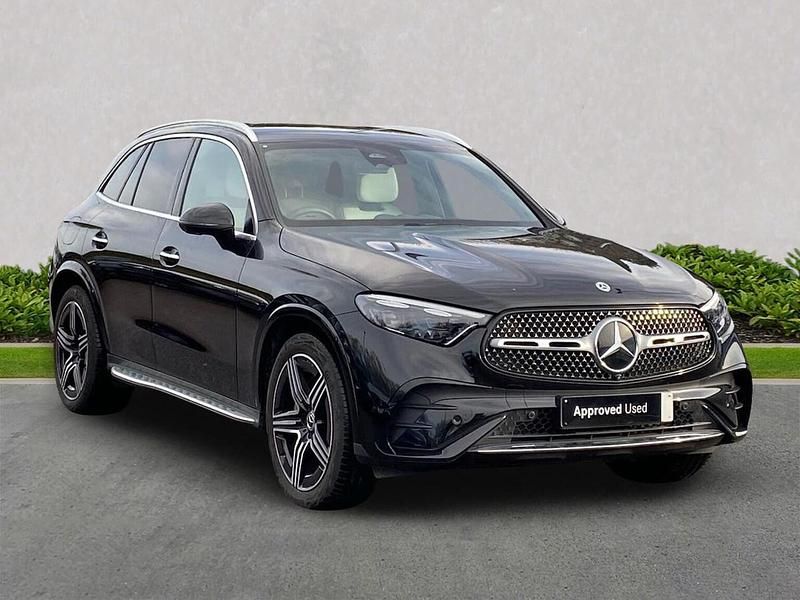 Black Used 2024 Mercedes E300 AMG line Estate | £45,899 (Fair price) - Image 1/4