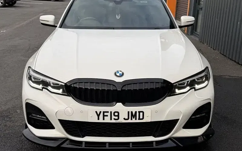 Used BMW 318 M Sport 150 HP (110 kW) 2019 White Sedan
