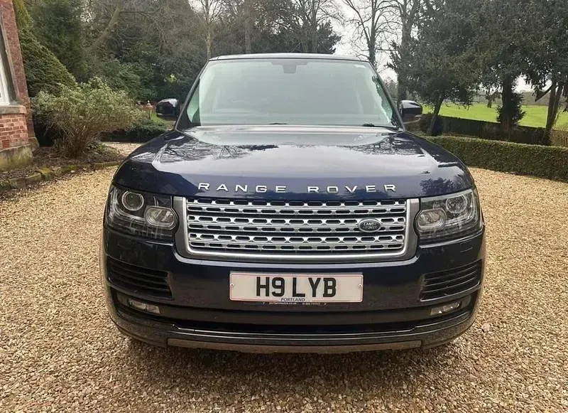 Used Land Rover Range Rover Vogue SE 306 HP (225 kW) 2015 Blue SUV