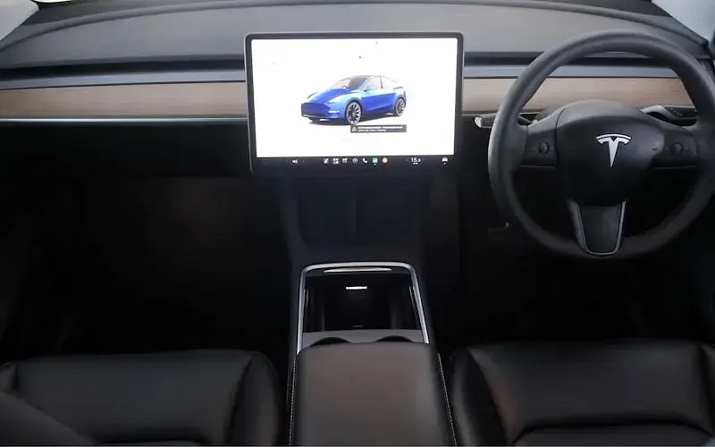 Used Tesla Model Y Long Range AWD 378 kW (514 HP) 2023 Blue SUV