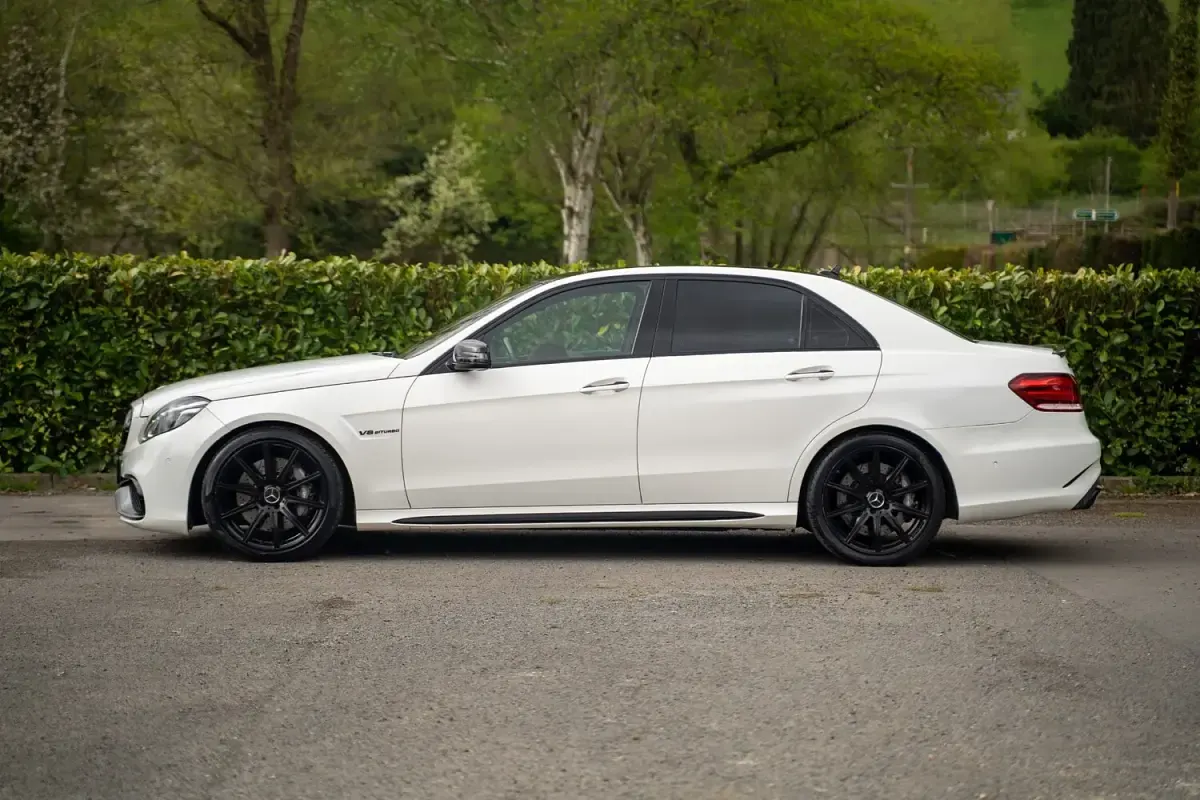 Used Mercedes E63 AMG 550 HP (404 kW) 2014 White Sedan