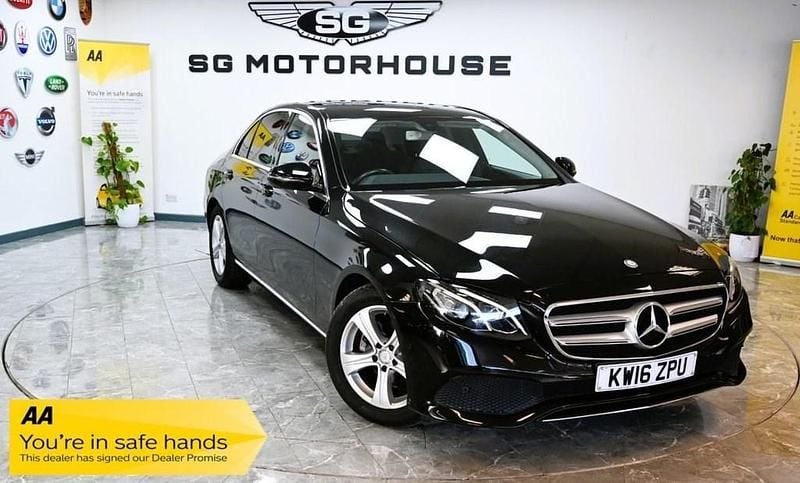 Black Used 2016 Mercedes E220 SE Sedan | £13,895 (Good price) - Image 1/4
