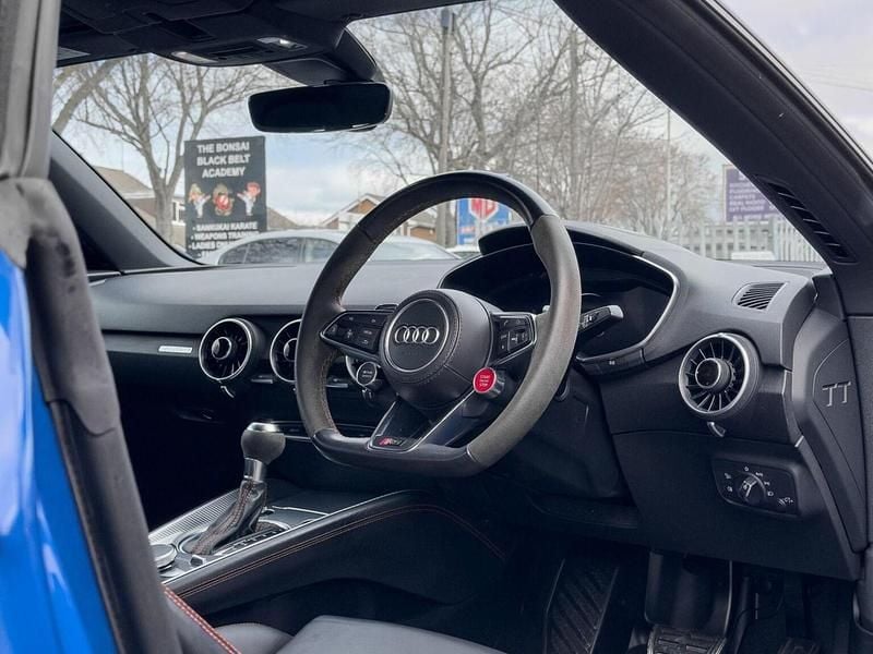 Used Audi TT Roadster Design 400 HP (294 kW) 2018 Blue Cabriolet